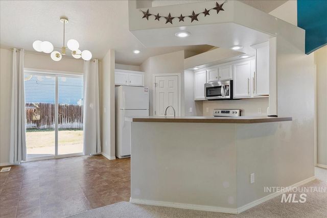 20535 Hancock Ave, Caldwell, ID 83605