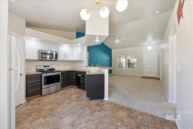 20535 Hancock Ave, Caldwell, ID 83605