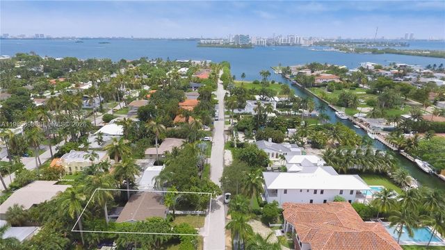 1045 NE 84th St 0, Miami, FL 33138