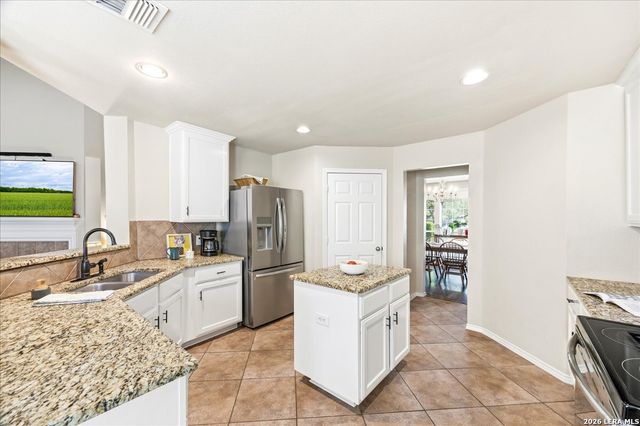 2702 Glenbrook Way, San Antonio, TX 78261