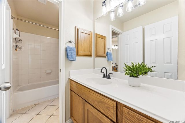 2702 Glenbrook Way, San Antonio, TX 78261