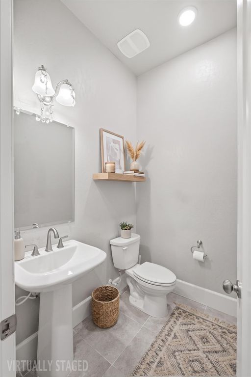 Image 18 of property listing at 602 Pinnacle Drive W, Madera, CA 93636