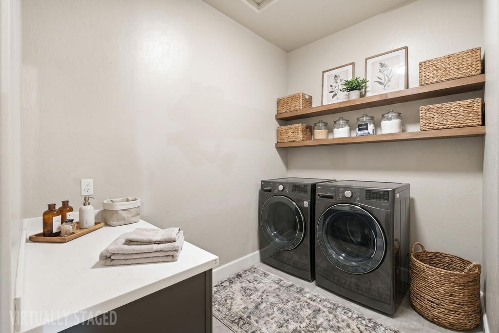 Image 33 of property listing at 602 Pinnacle Drive W, Madera, CA 93636