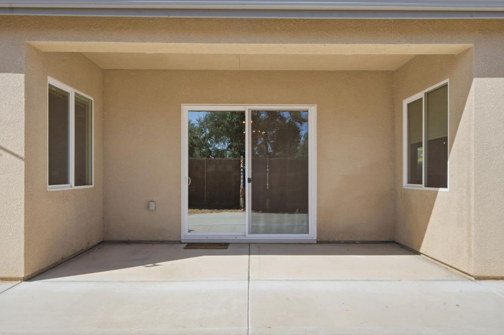Image 36 of property listing at 602 Pinnacle Drive W, Madera, CA 93636