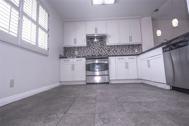848 W Huntington Drive 28, Arcadia, CA 91007