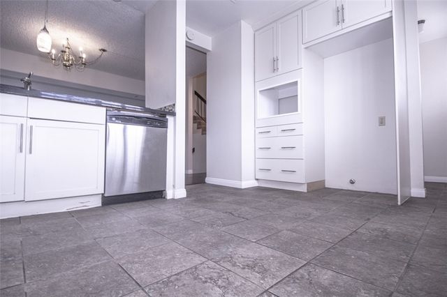848 W Huntington Drive 28, Arcadia, CA 91007
