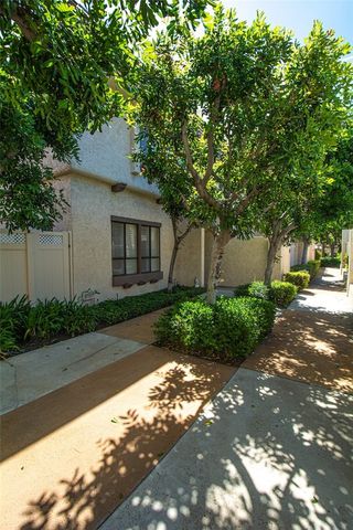 848 W Huntington Drive 28, Arcadia, CA 91007