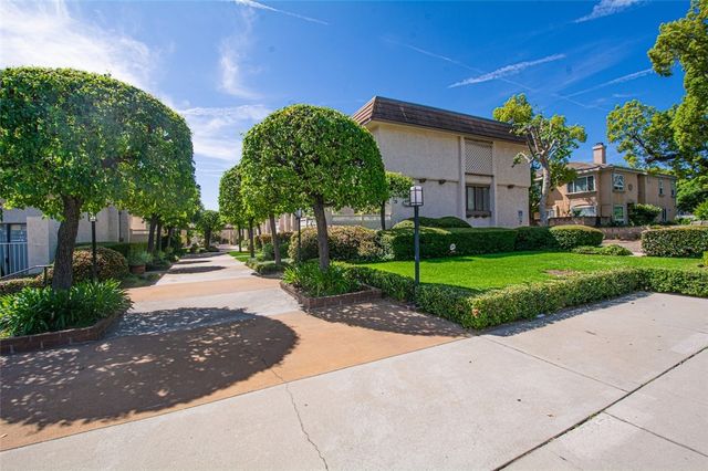 848 W Huntington Drive 28, Arcadia, CA 91007