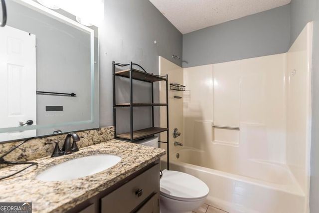104 Turtle Dove Court, Warner Robins, GA 31088