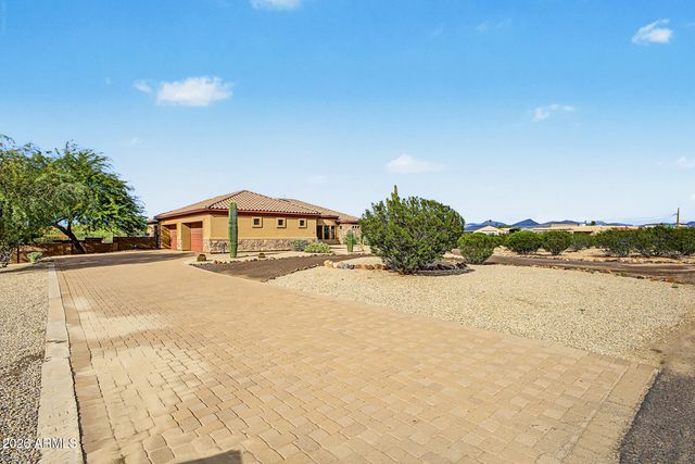 3322 W Irvine Road, Phoenix, AZ 85086