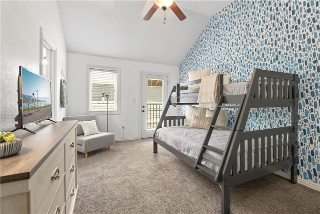 619 N Rupple Road, Fayetteville, AR 72704