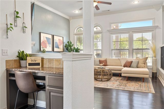 619 N Rupple Road, Fayetteville, AR 72704