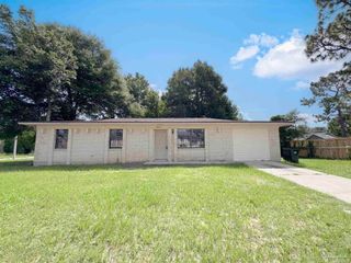 4260 Erress Blvd, Pensacola, FL 32505