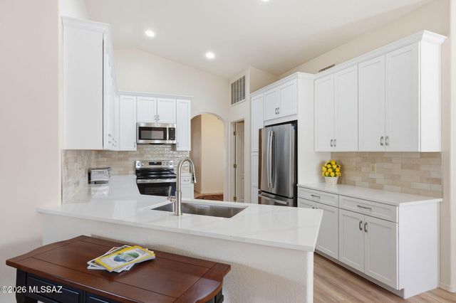 38100 S Elbow Bend Drive, Tucson, AZ 85739