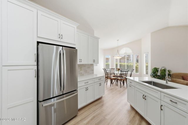 38100 S Elbow Bend Drive, Tucson, AZ 85739