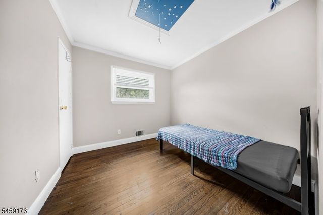9 Arthur Ter, Hackettstown Town, NJ 07840