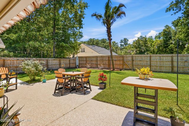 7388 SECRET WOODS Drive, Jacksonville, FL 32216