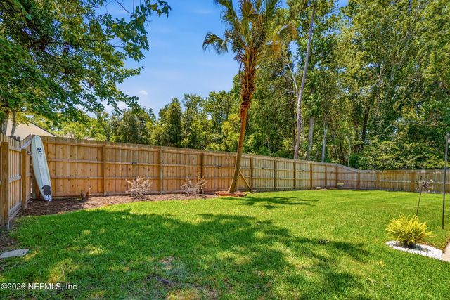 7388 SECRET WOODS Drive, Jacksonville, FL 32216