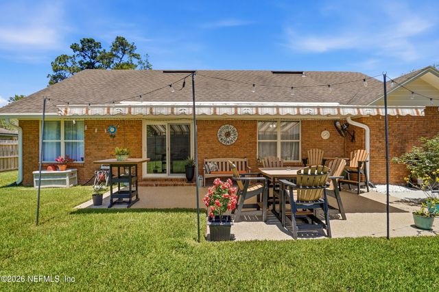 7388 SECRET WOODS Drive, Jacksonville, FL 32216