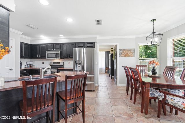 7388 SECRET WOODS Drive, Jacksonville, FL 32216
