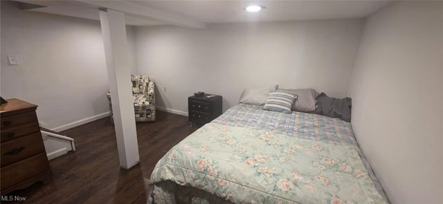 2140 18th Street SW, Akron, OH 44314