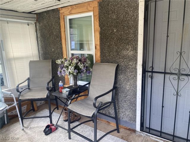 2140 18th Street SW, Akron, OH 44314