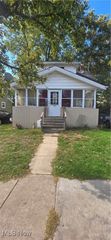 2140 18th Street SW, Akron, OH 44314