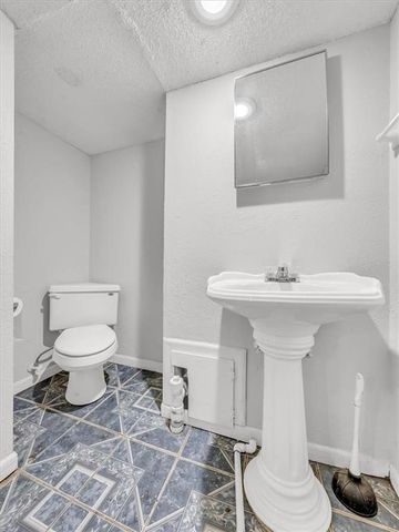 1310 Baltimore Street, Pleasant Hill, MO 64080