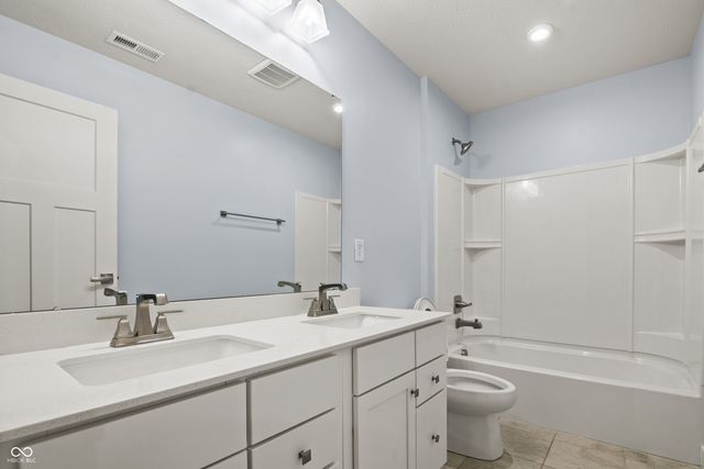 7415 Blandford Drive, Plainfield, IN 46168