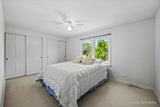 3935 Michael Lane, Glenview, IL 60026