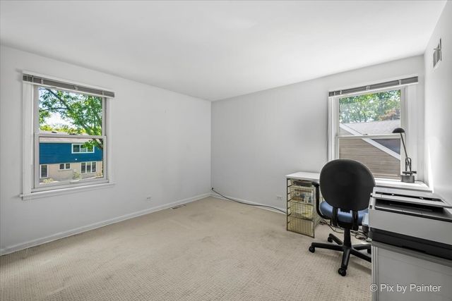3935 Michael Lane, Glenview, IL 60026