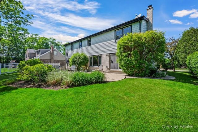 3935 Michael Lane, Glenview, IL 60026