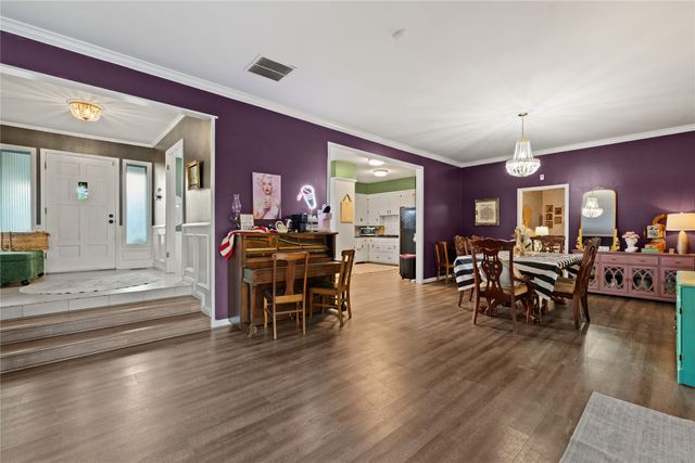 2509 Wooded Acres Drive, Waco, TX 76710