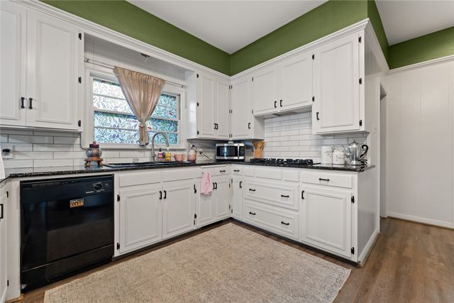 2509 Wooded Acres Drive, Waco, TX 76710