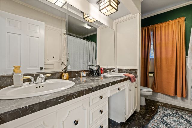 2509 Wooded Acres Drive, Waco, TX 76710