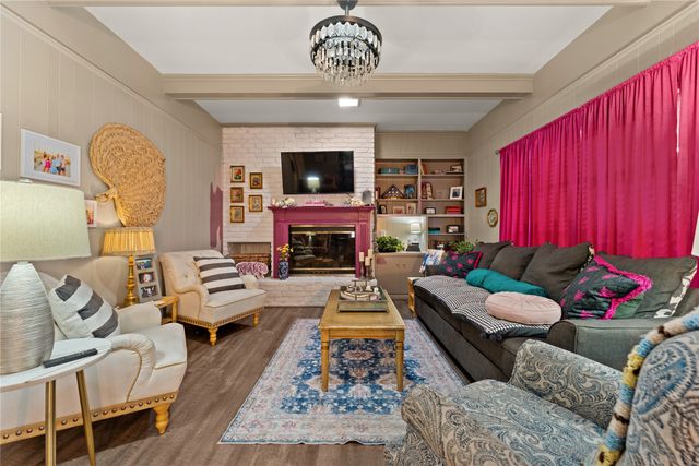 2509 Wooded Acres Drive, Waco, TX 76710