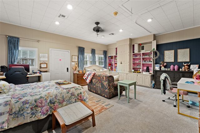 2509 Wooded Acres Drive, Waco, TX 76710