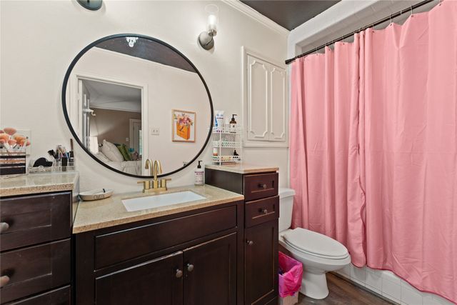 2509 Wooded Acres Drive, Waco, TX 76710