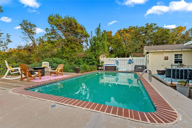 2509 Wooded Acres Drive, Waco, TX 76710