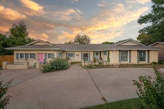 2509 Wooded Acres Drive, Waco, TX 76710