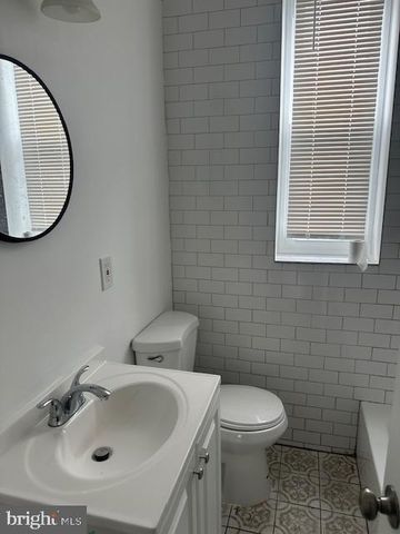 1771 N DOVER ST, Philadelphia, PA 19121