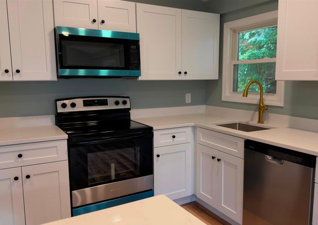 121 Moose Club Park Road, Goffstown, NH 03045