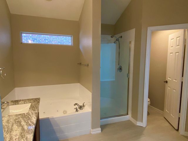 1813 Glen Aerie Lane, Corinth, TX 76210