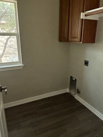 1813 Glen Aerie Lane, Corinth, TX 76210