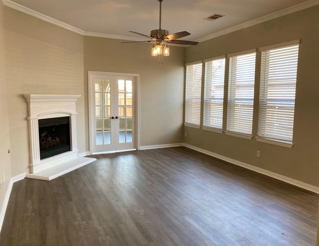 1813 Glen Aerie Lane, Corinth, TX 76210