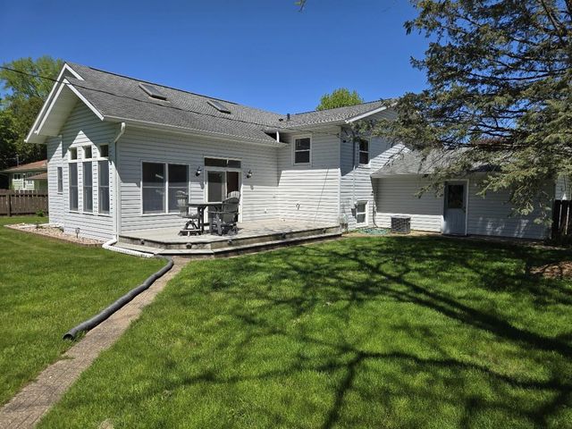5631 Riveredge Road Road, Waunakee, WI 53597