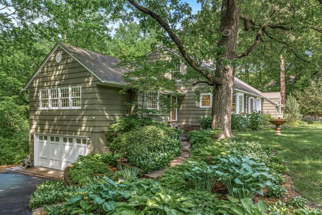 1420 Alpine Pass, Golden Valley, MN 55416