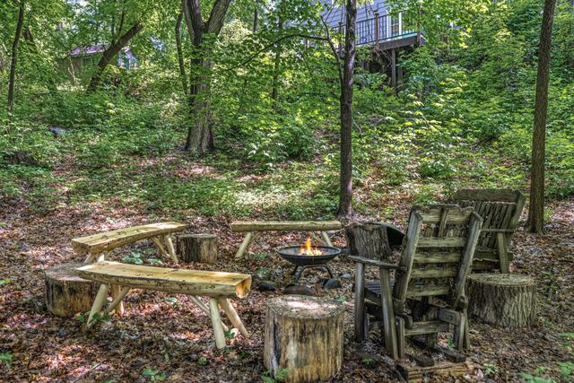 1420 Alpine Pass, Golden Valley, MN 55416