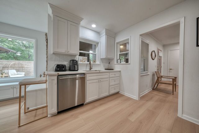 203 Texas Drive, Hideaway, TX 75771