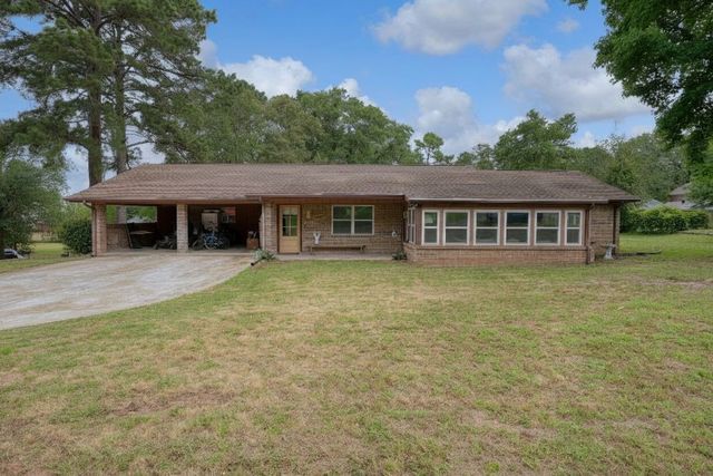 203 Texas Drive, Hideaway, TX 75771
